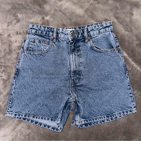 Two ZARA denim shorts - Picture 3 of 4